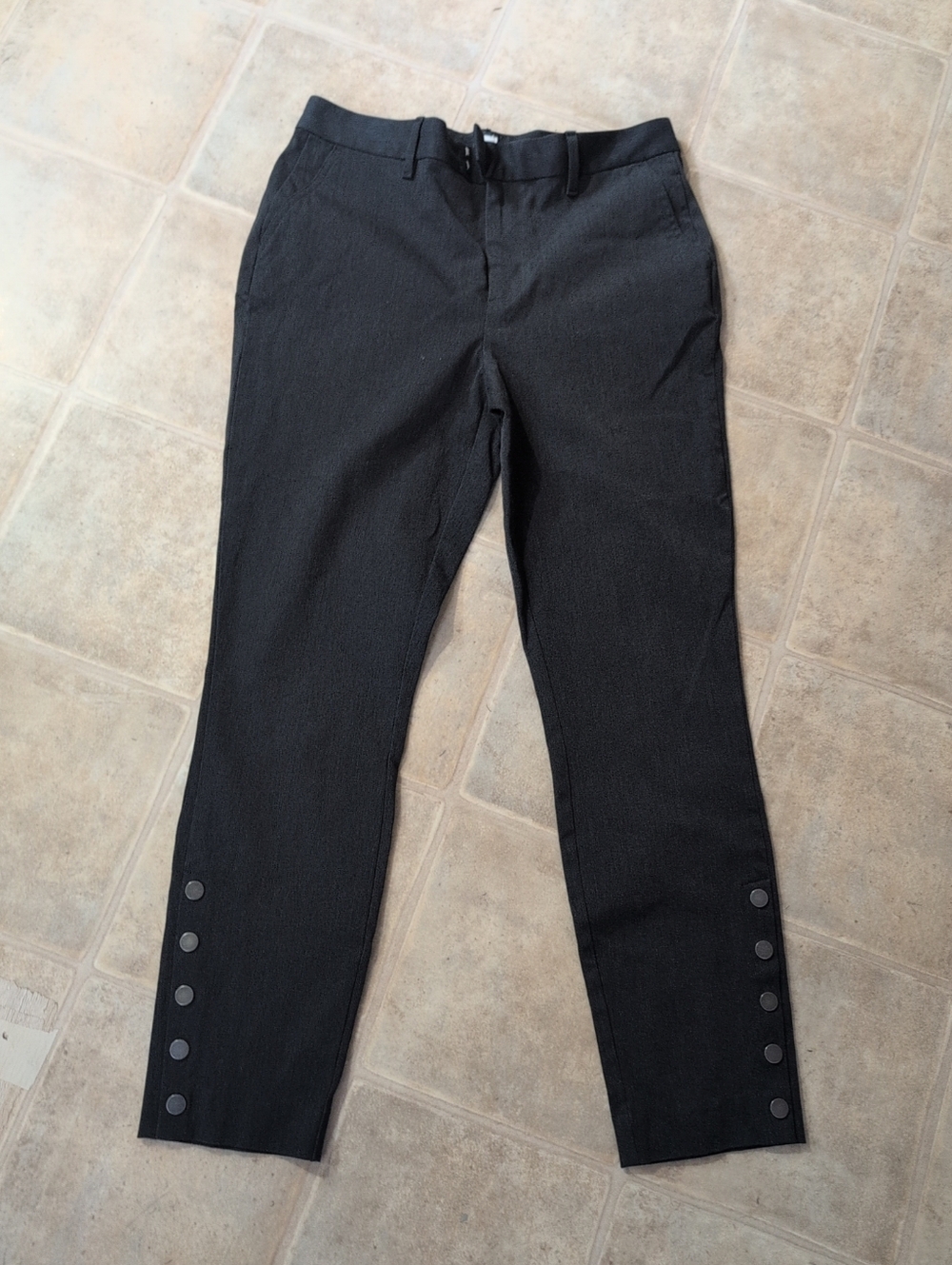 Gap Skinny Ankle Mid Rise Pant - NEW Size 10 Nwot Dark Gray embellished leg